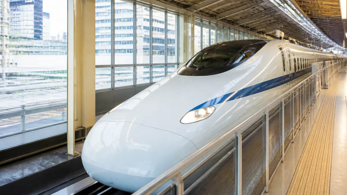 品川駅の構内図がもう迷わない！改札6箇所・ホーム番線と最短乗り換えルート全解説のアイキャッチ画像