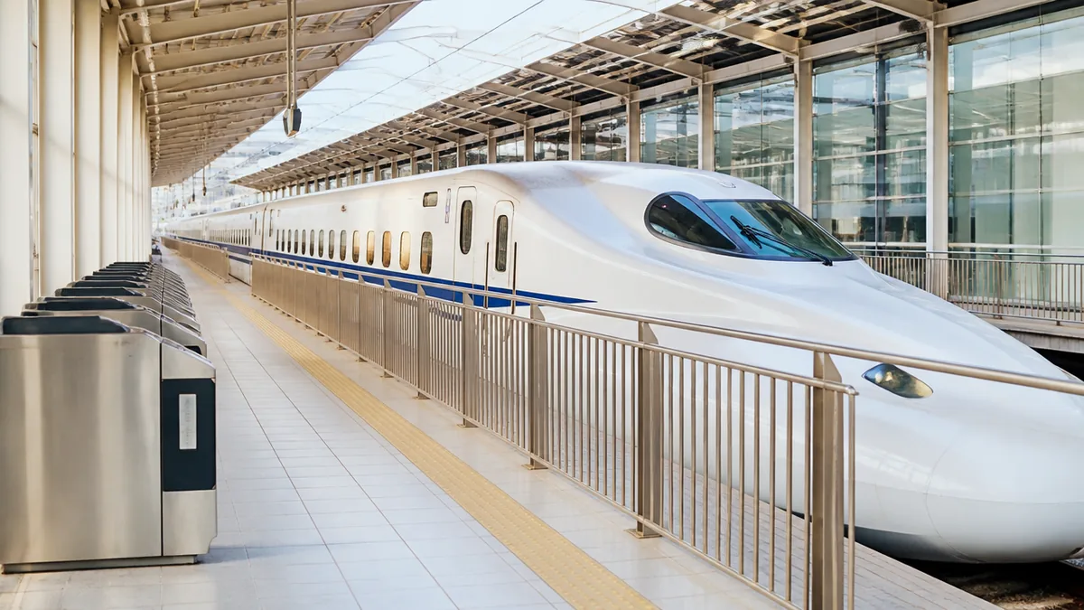 リムジンバス・電車・タクシー、料金と時間を一覧で比較の解説画像