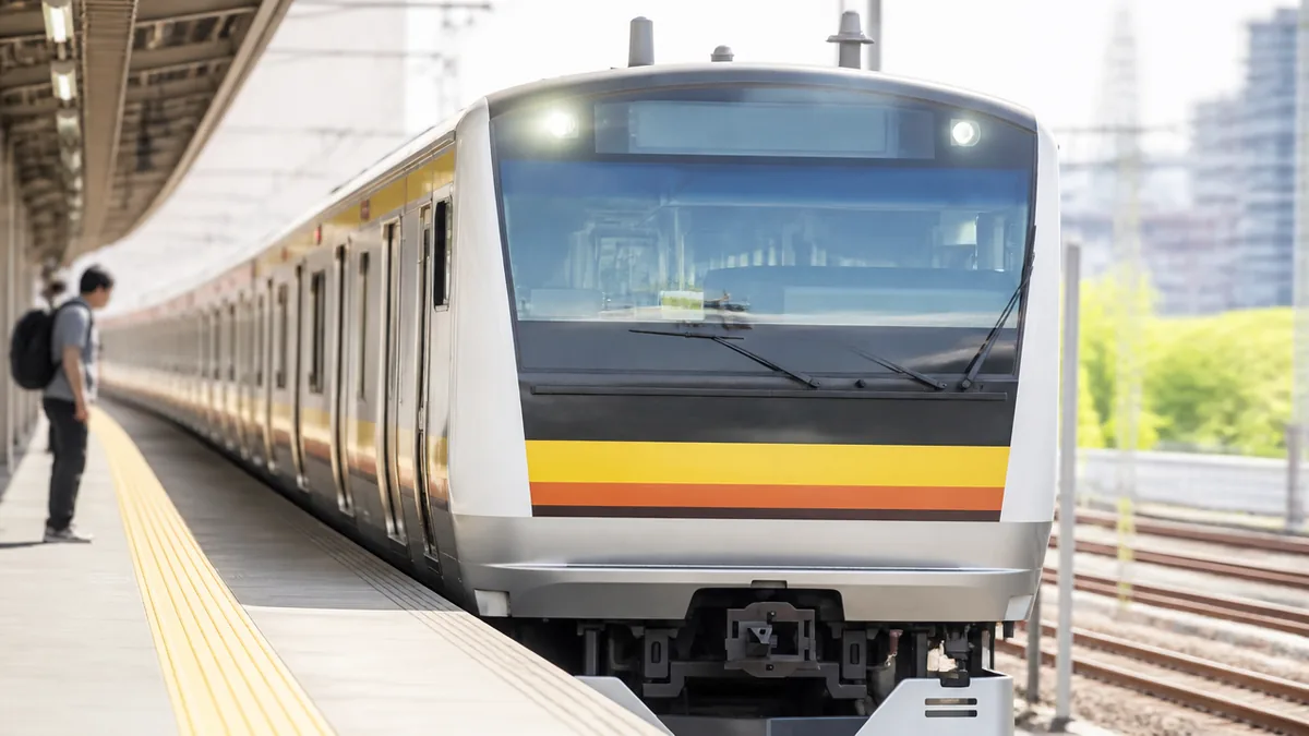 快速はいつ走ってる？運転時間帯と本数を完全ガイドの解説画像