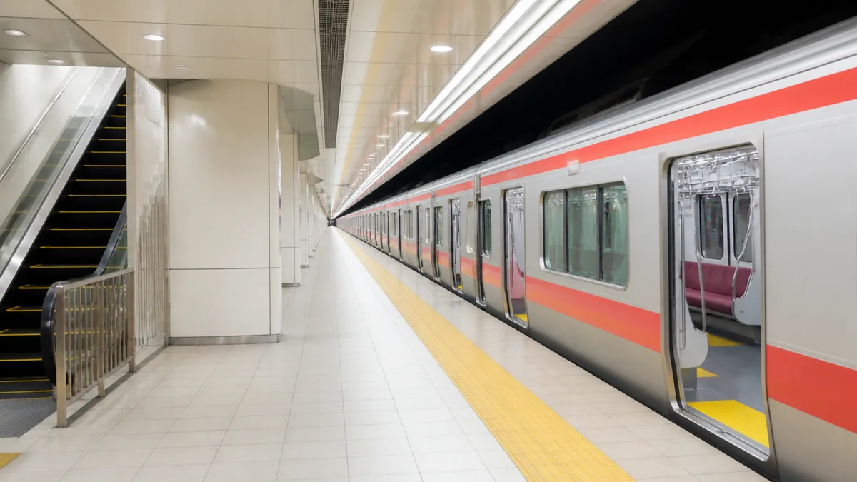 東京駅の京葉地下ホームが遠すぎる問題｜乗り換え20分の理由の解説画像