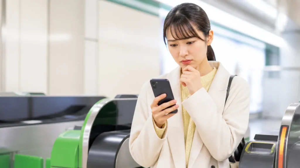 Suicaアプリが開かない4つの原因｜改札は通れる・深夜は仕様・直し方まで全解説のアイキャッチ画像