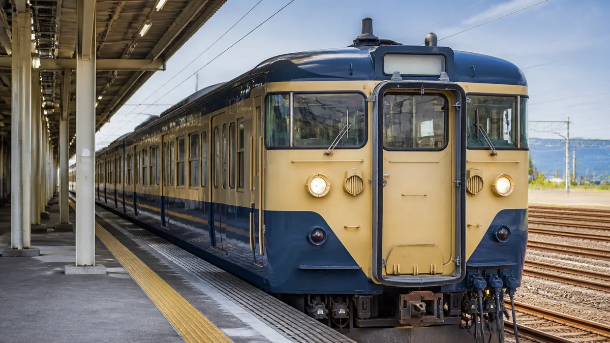 国鉄115系電車って結局どんな電車？1963年生まれ・1,921両の「坂と雪の主役」の解説画像