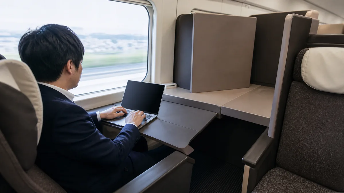 S WorkPシートの料金は指定席＋2,000円。値上げしても人気の理由の解説画像