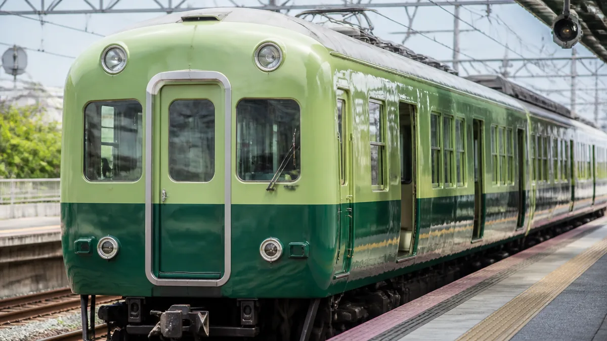 京阪2000系とは?「スーパーカー」と呼ばれた通勤電車の正体の解説画像